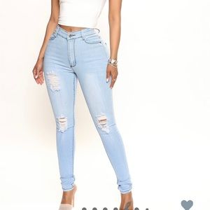 Fashon Nova Light Blue skinny jeans